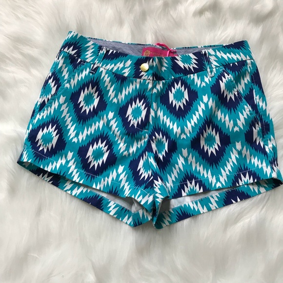 pattern shorts - Picture 2 of 5